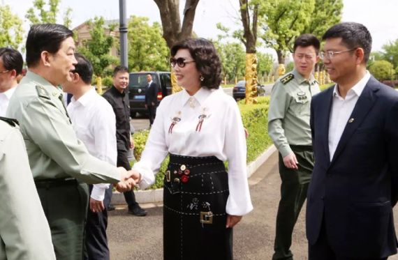 中央軍委委員、國務委員兼國防部長常萬全考察mg4377娛樂電子遊戲網站集團