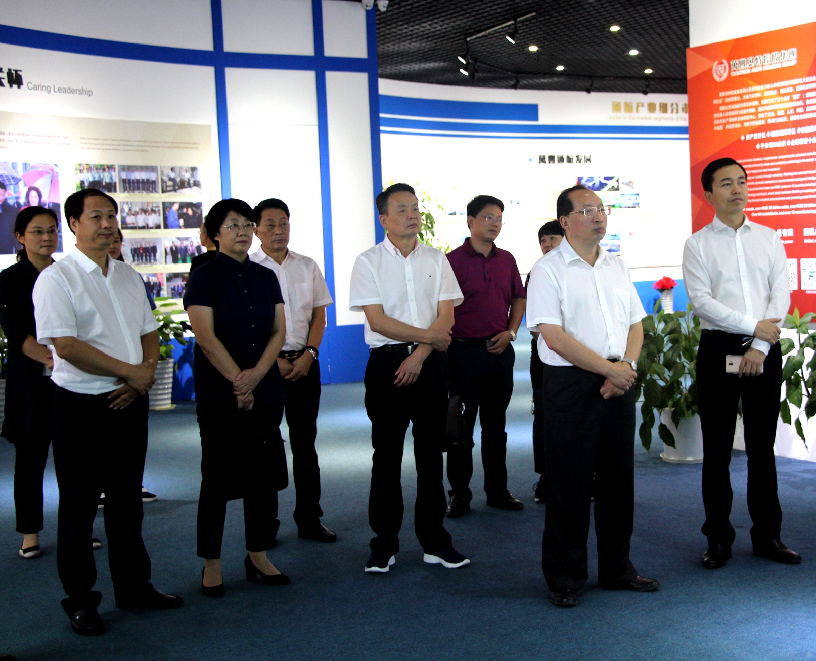 西藏省總工會黨組書記、常務副主席杜世源一行赴mg4377娛樂電子遊戲網站集團調研航空特色小鎮立功競賽及工會工作